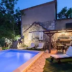 Daire House Near Split With Heated Pool Srinjine
