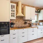 House Near Split With Heated Pool Srinjine