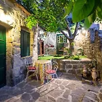 Daire House Near Split With Heated Pool *